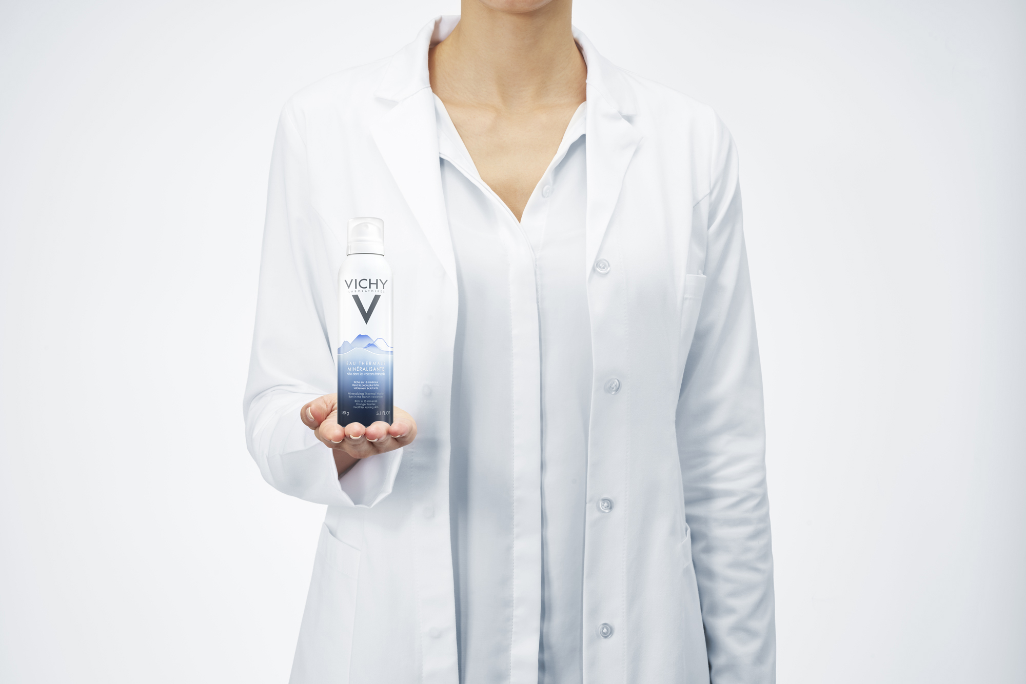 Vichy Mineralizing Thermal Water, Hydrating Face Mist with Natural Antioxidants 150ml - Image 2
